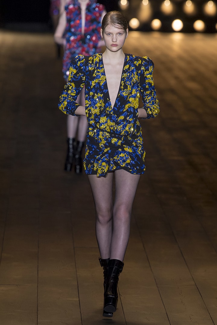 Saint Laurent 2018 秋冬系列性感超短剪裁