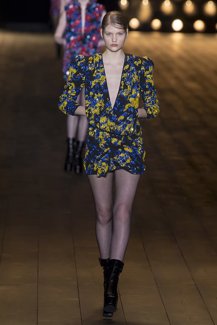 Saint Laurent 2018 秋冬系列性感超短剪裁