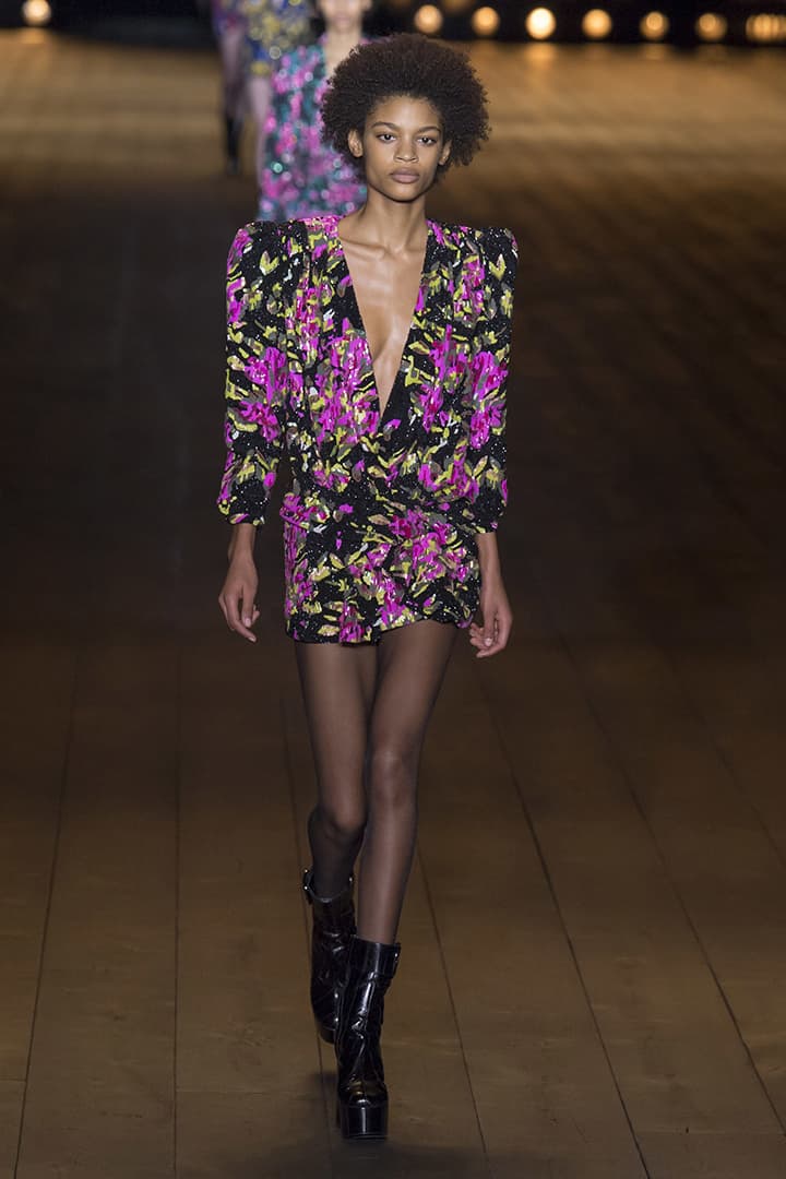 Saint Laurent 2018 秋冬系列性感超短剪裁