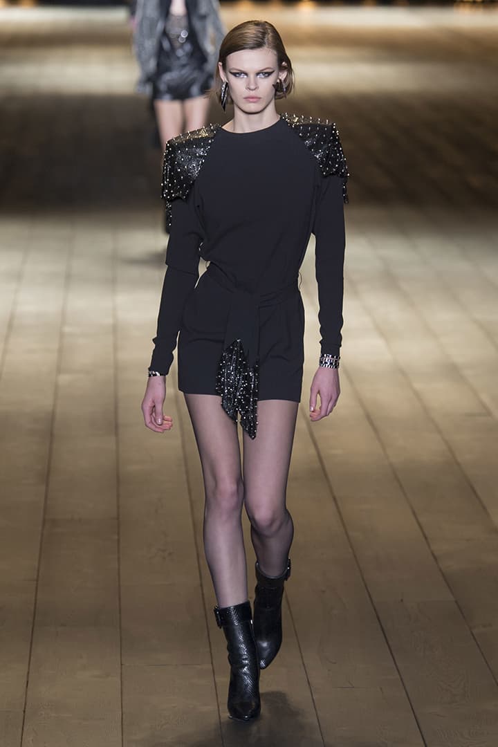 Saint Laurent 2018 秋冬系列性感超短剪裁