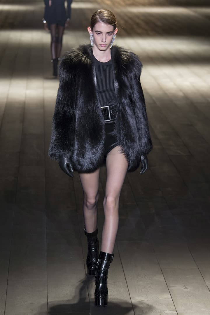 Saint Laurent 2018 秋冬系列性感超短剪裁