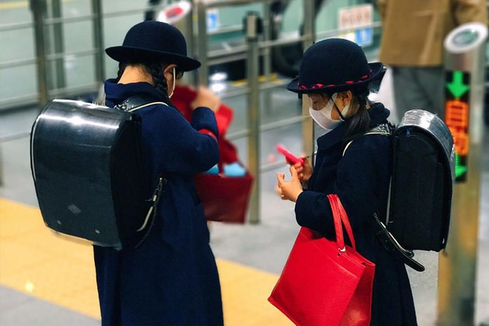 最時尚的校服?Giorgio Armani 為日本小學設計校服,可是家長們卻不受落