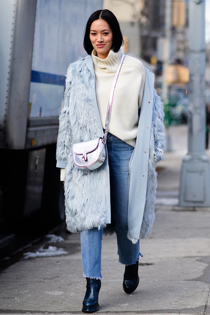 寒冬必備斜肩包