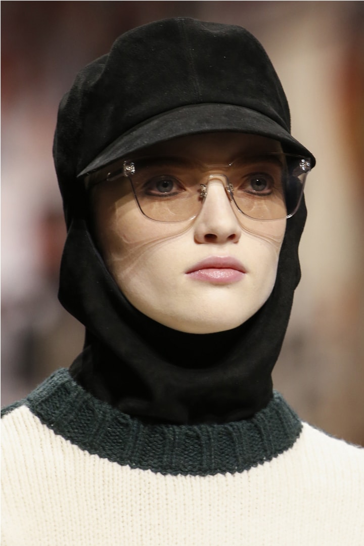 #PFW  誰說眼線只有黑啡兩色  看看 Dior 如何把眼線玩得出神入化
