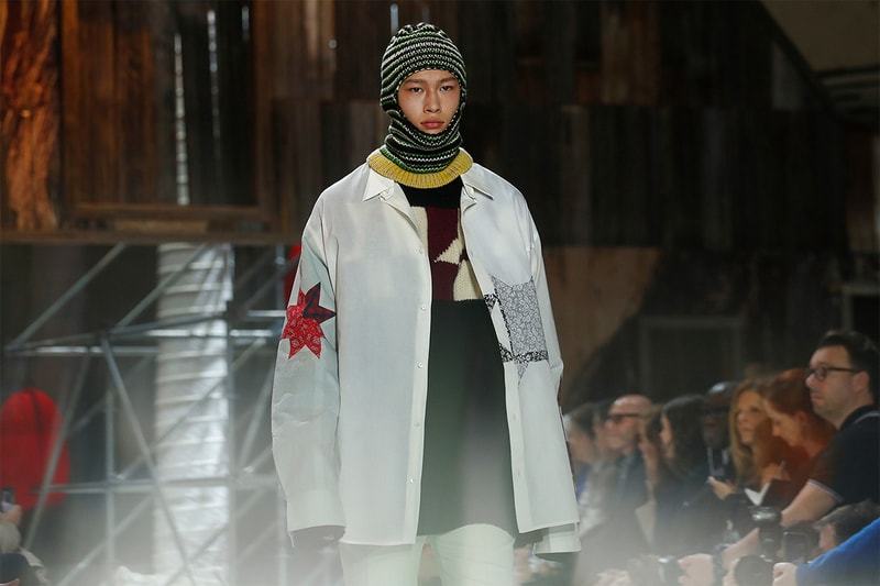 #NYFW：Calvin Klein 用五萬加侖爆谷鋪滿天橋，成功突圍卻惹來爭議！