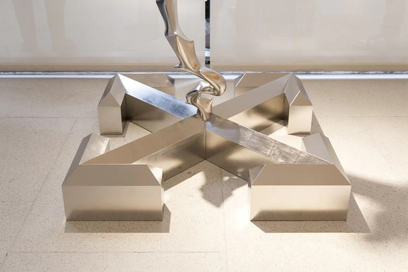 潮牌 Off-White 創辦人Virgil Abloh 聯手村上隆在倫敦  Gagosian Gallery  舉辦名為 Future History 藝術展