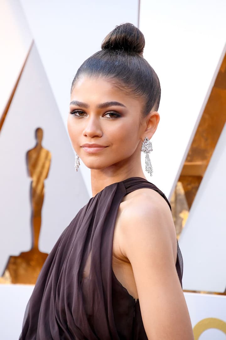#Oscar2018 率 先示範新一季的流行春妝 看看紅地氈上的女星如何用妝髮突圍而出