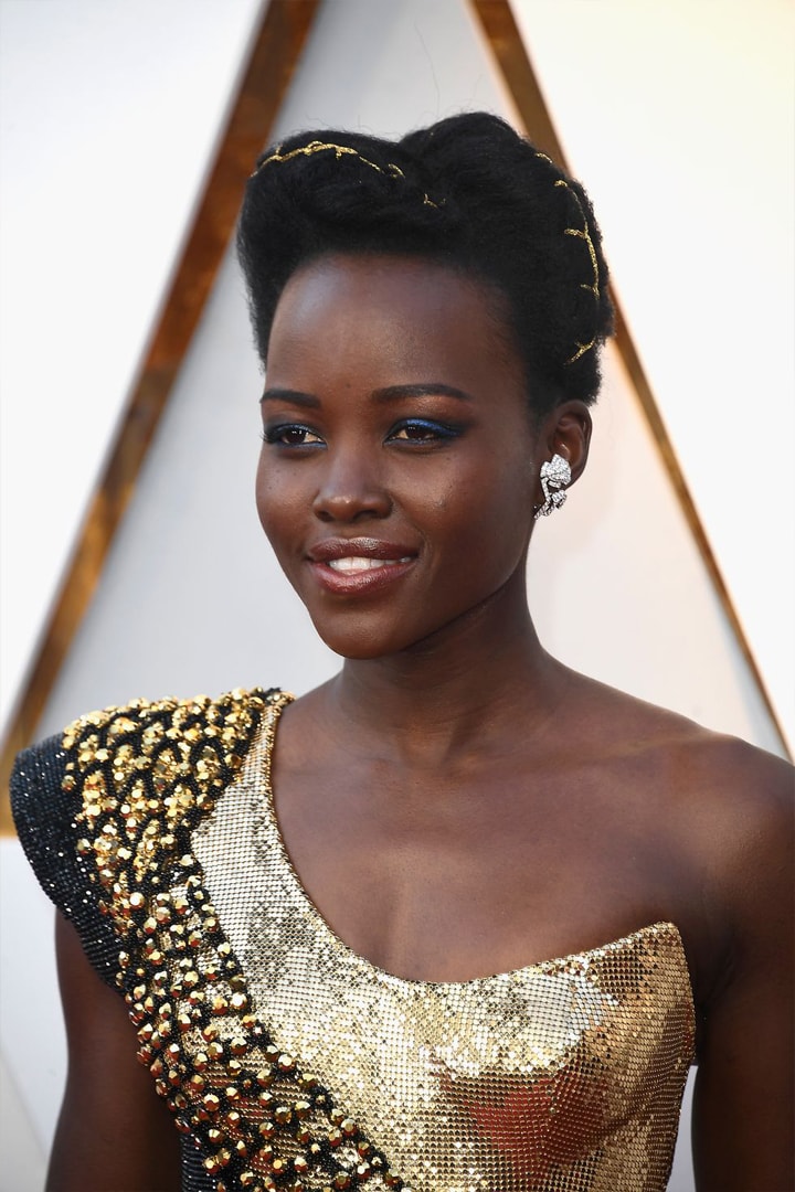 #Oscar2018 率 先示範新一季的流行春妝  看看紅地氈上的女星如何用妝髮突圍而出