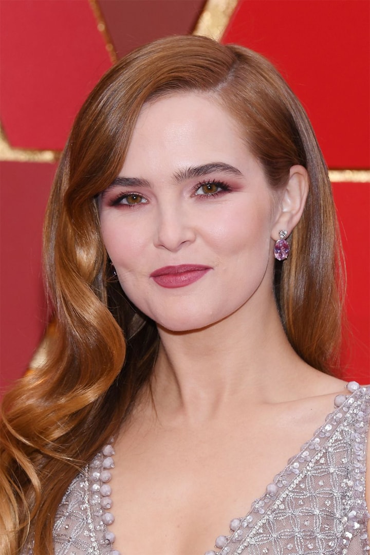 #Oscar2018 率 先示範新一季的流行春妝  看看紅地氈上的女星如何用妝髮突圍而出