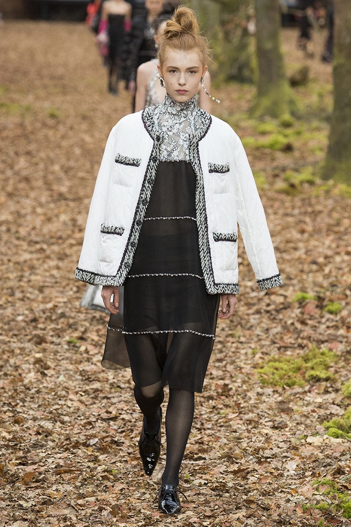 Chanel 2018 女裝秋冬系列推出羽絨外套