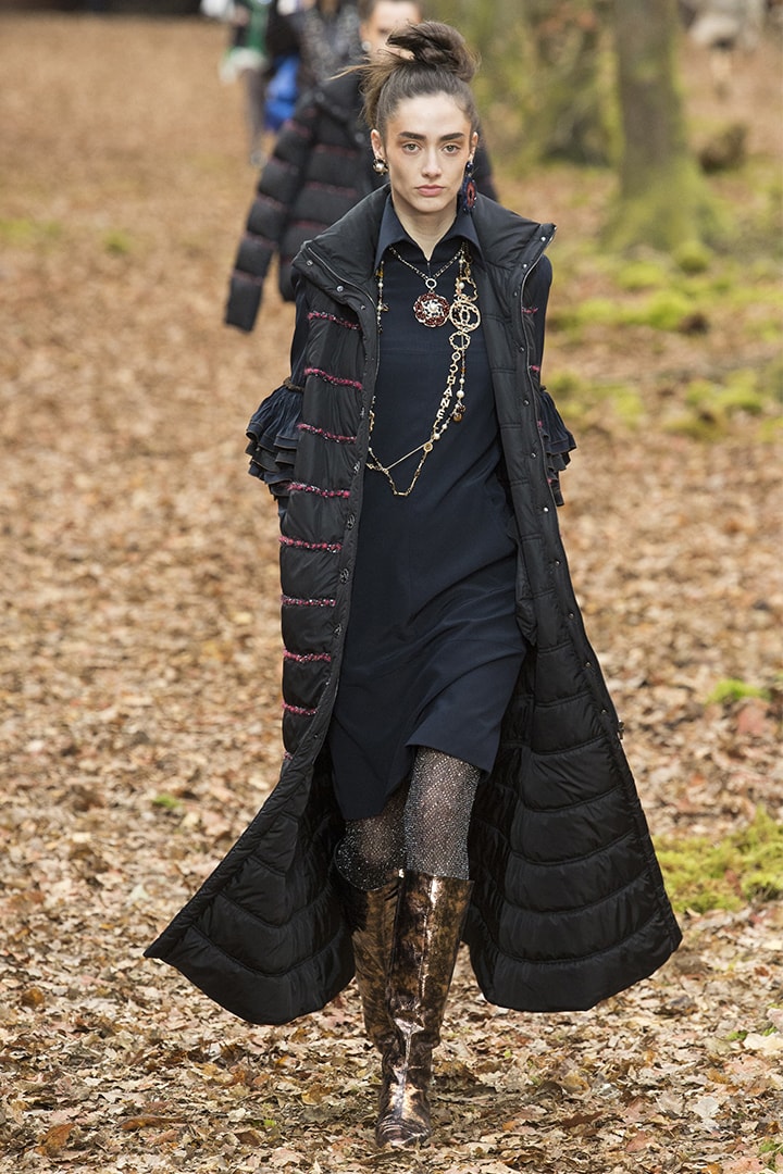 Chanel 2018 女裝秋冬系列推出羽絨外套
