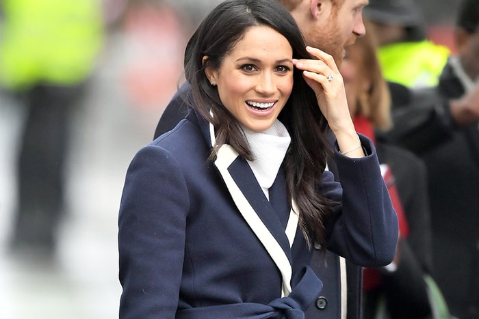 準王妃的威力比任何明星都強勁:因為 Meghan Markle 一穿,這件外套已秒速賣光!