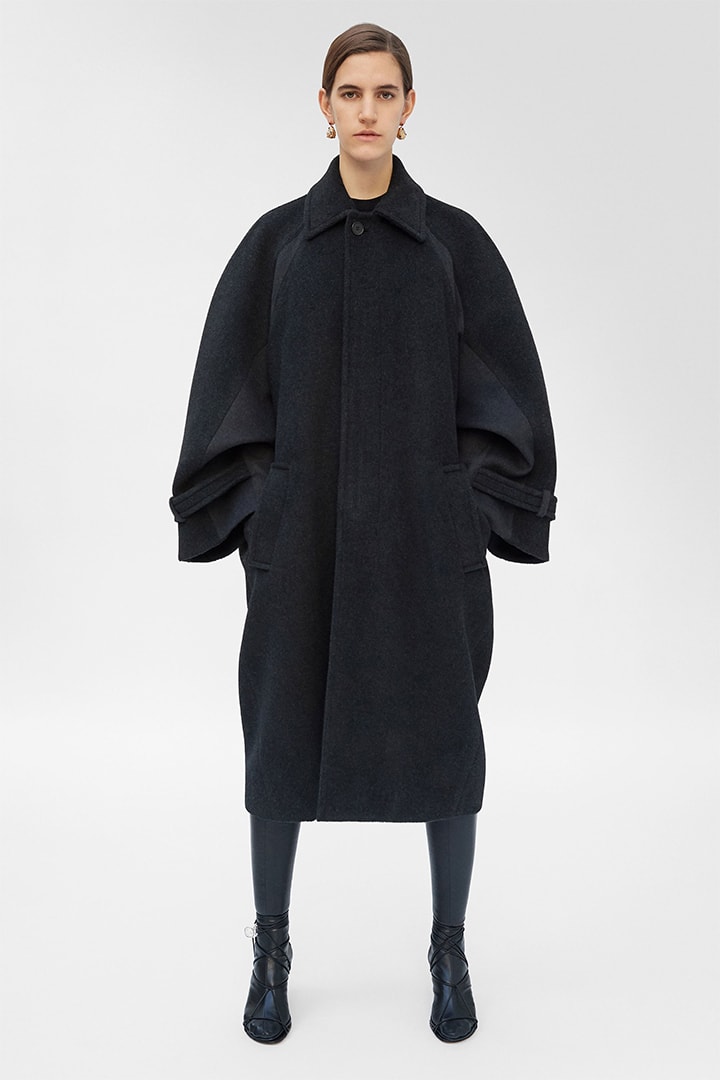 延續 Phoebe Philo 的簡約美學 CELINE  2018 冬季造型目錄