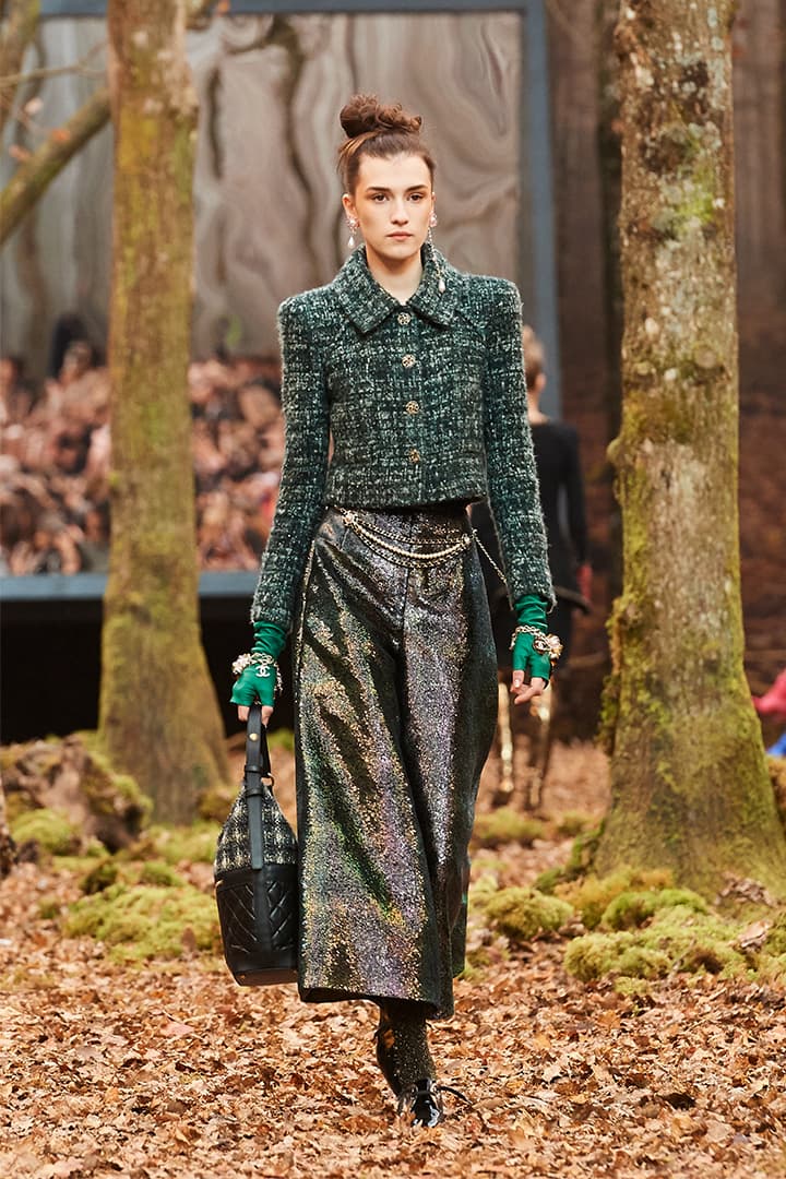 Chanel 於 巴黎時裝周發佈 2018 秋冬系列 漫遊迷離又浪漫的森林