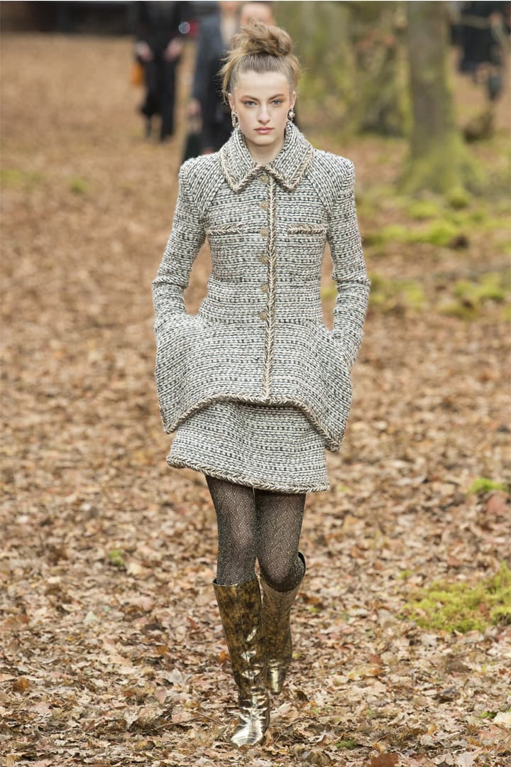#PFW 走出 Messy Bun 的框架 跟 Chanel 一起趕上這款 留尾髮髻 潮流