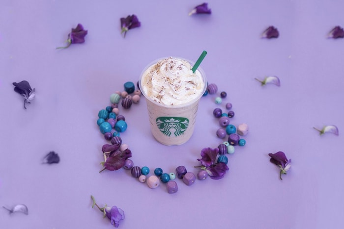 日本 Starbucks 推出客製化「伯爵茶星冰樂」,3 倍茶葉的暗黑版本你一定要試!