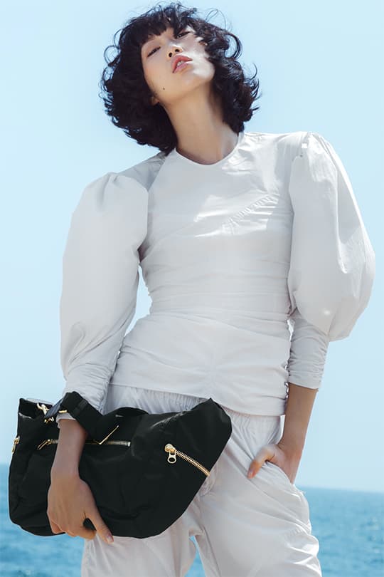 法式優雅度假穿搭穿上 Isabel Marant 2018 年春夏系列塑造出不經意的不羈與時尚感