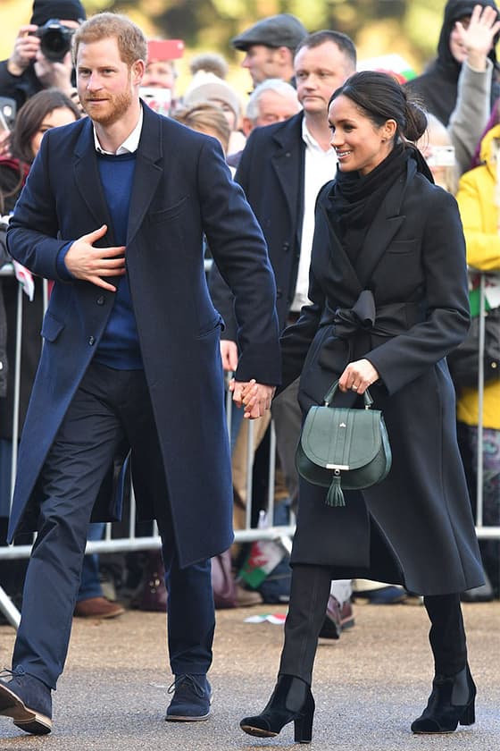 最反叛的準皇妃?Meghan Markle 不論是穿搭還是髮型全都破壞了皇室規矩…