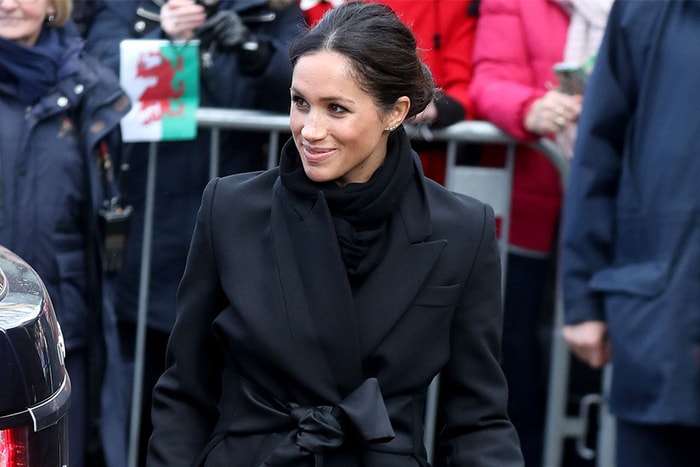 最反叛的準皇妃？Meghan Markle 不論是穿搭還是髮型全都破壞了皇室規矩…