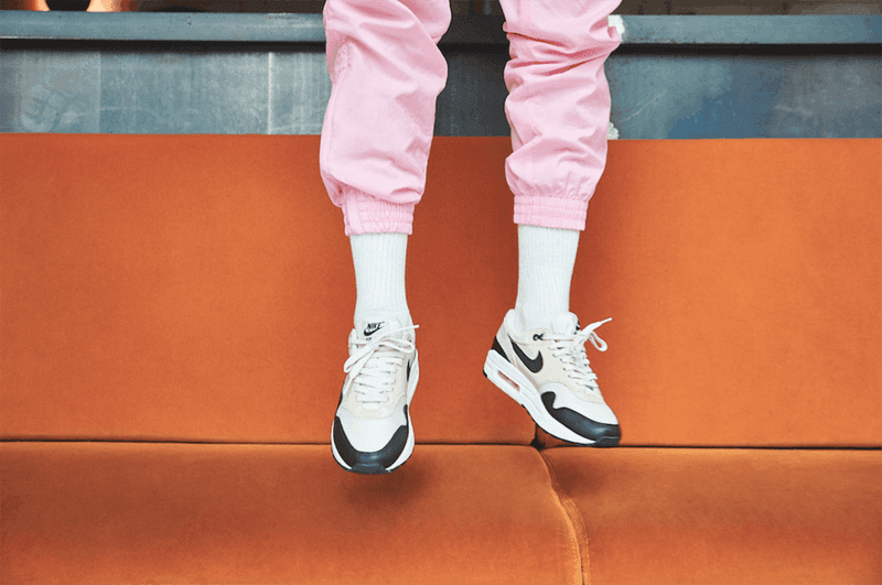 nike-air-max-1-womens-only-spring-2018-leah-williamson-4