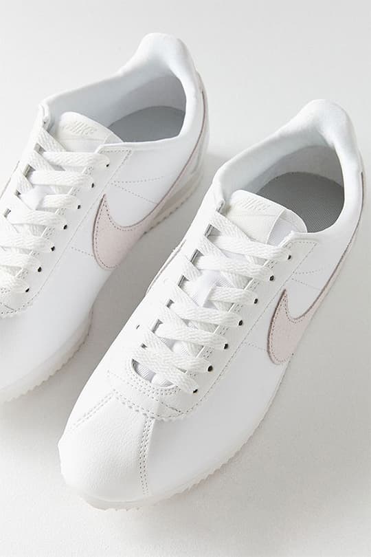 女生白波鞋特集 來自 Nike adidas Common Projects Vans Puma Reebok 超過 20 雙款式