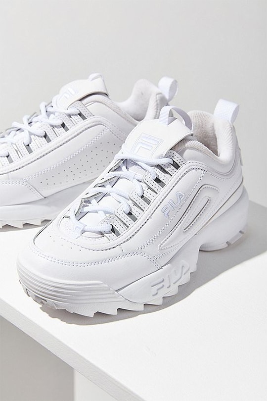 女生白波鞋特集 來自 Nike adidas Common Projects Vans Puma Reebok 超過 20 雙款式