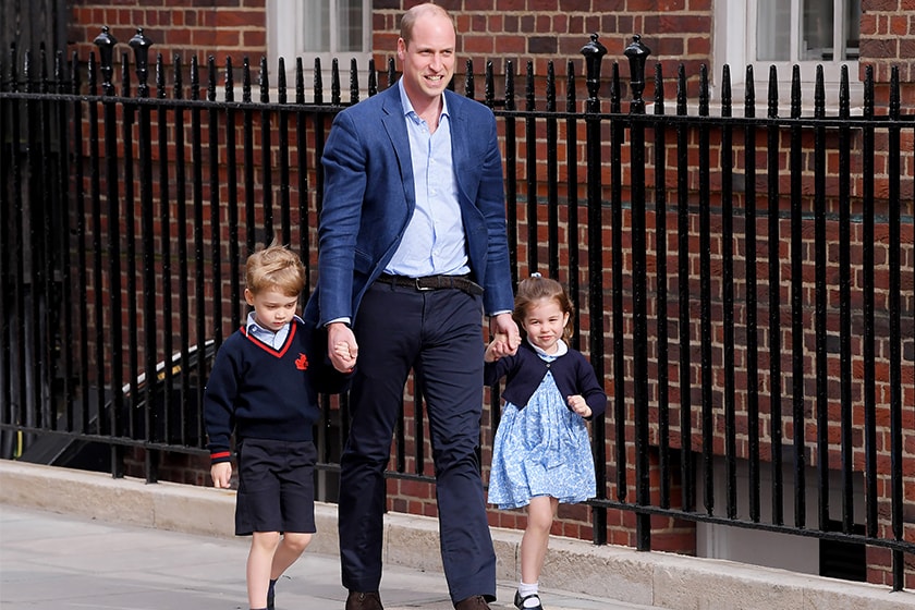 Kate Middleton give birth to third royal baby princess-charlotte prince george royal wave