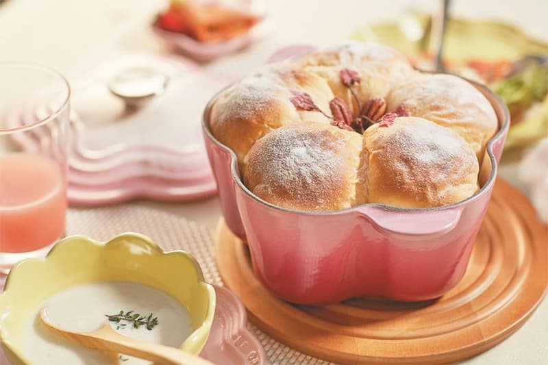 Le Creuset 推出 晨曦粉 Ombre Pink 和 花語瓷器 系列