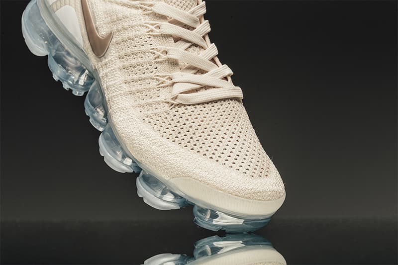 Nike Air VaporMax Flyknit 2.0 推出米白 x 金配色