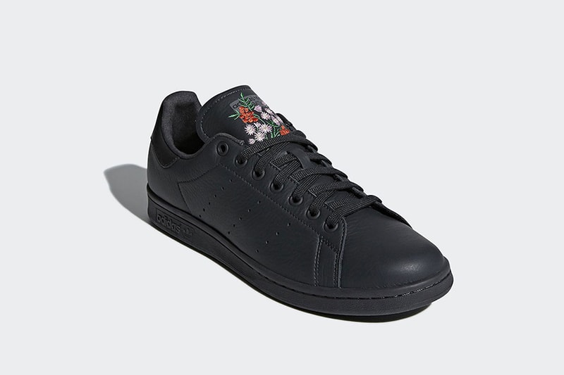 Adidas Originals 黑色花卉刺繡版 Stan Smith