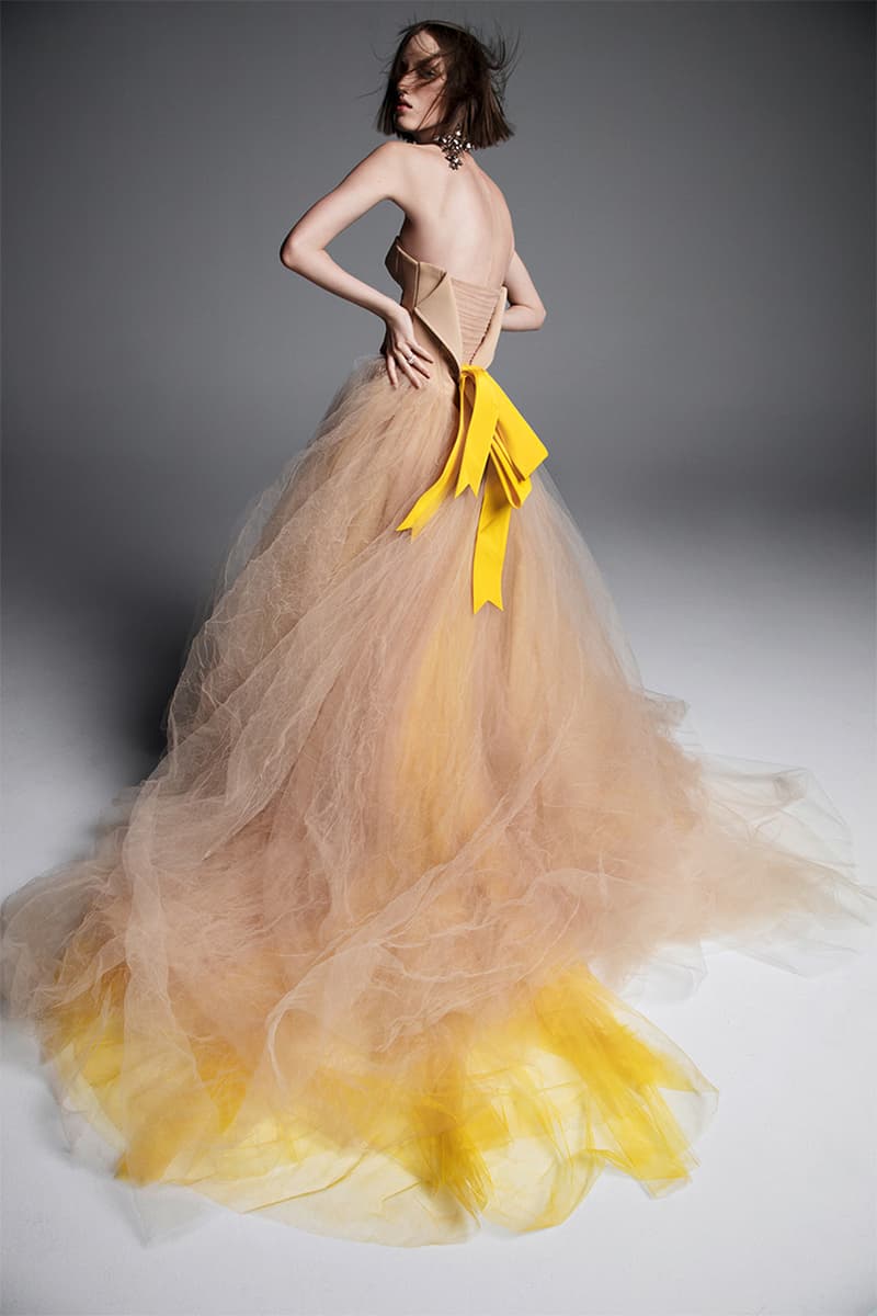 Vera Wang 2019 年的春季婚紗 主打裸色