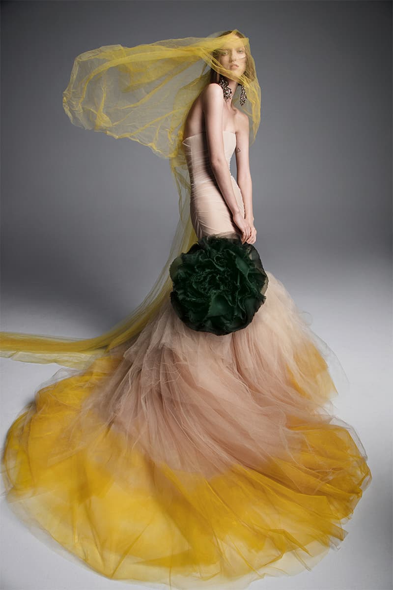 Vera Wang 2019 年的春季婚紗 主打裸色