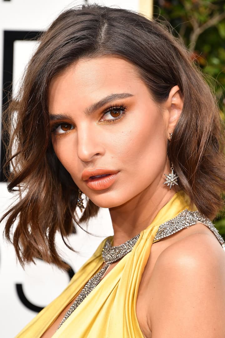 Celebrities makeup yellow eyeshadow makeup margot robbie rihanna zendaya vanessa hudgens Emily Ratajkowski elle fanning selena gomez