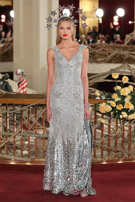 Dolce & Gabbana Alta Moda 時裝騷於紐約大都會歌劇院發佈
