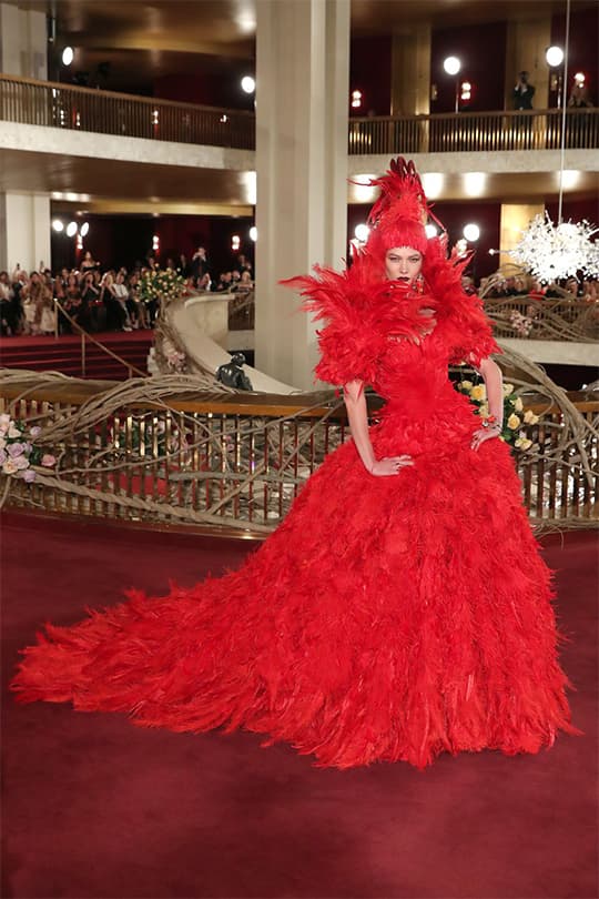 Dolce & Gabbana Alta Moda 時裝騷於紐約大都會歌劇院發佈