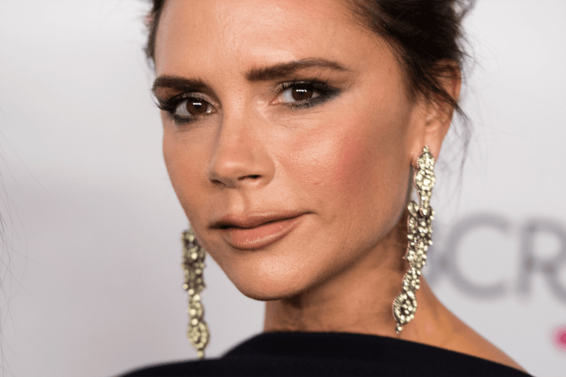 為慈善出一分力：Victoria Beckham 推出自家設計 Spice Girls 限定 Tee