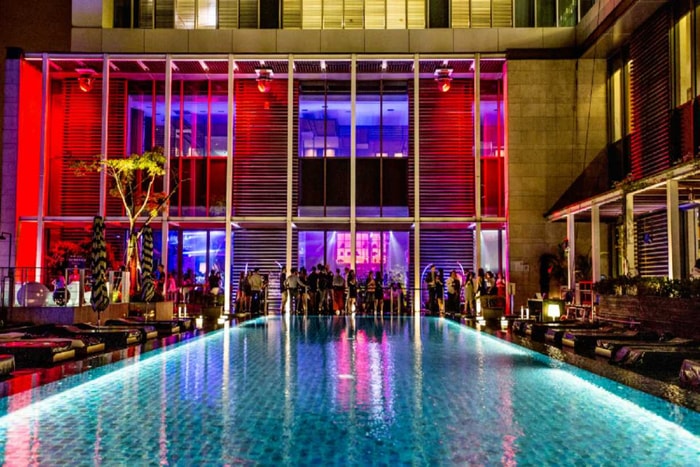 W Hotel 在今個夏天抽乾泳池，讓你與韓國著名 DJ 在這裡搞派對！