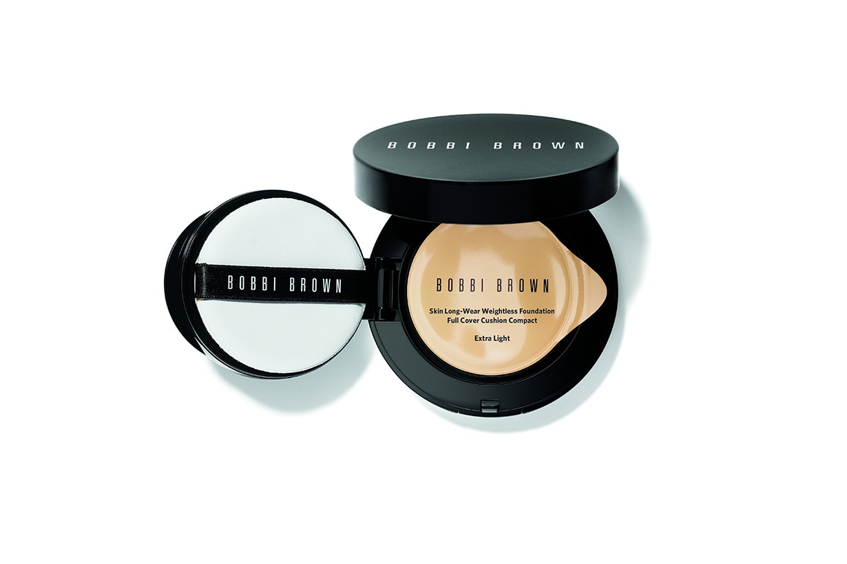 Bobbi Brown Skin Longwear Weightless Foundation Compact