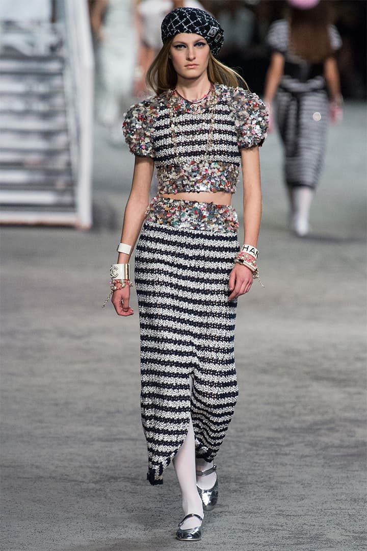 chanel-cruise-2019 runway marine style