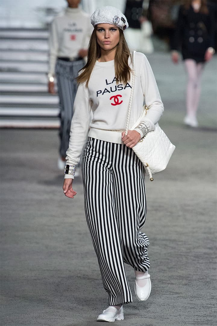 chanel-cruise-2019 runway marine style