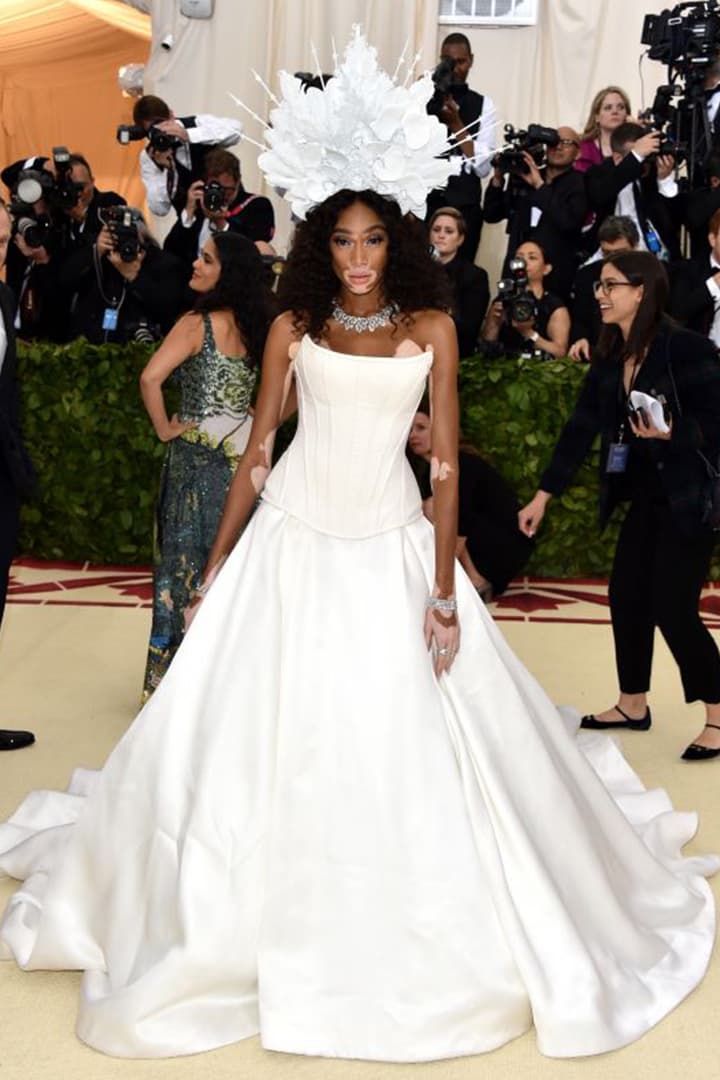 Winnie Harlow in Tommy Hilfiger met Gala 2018