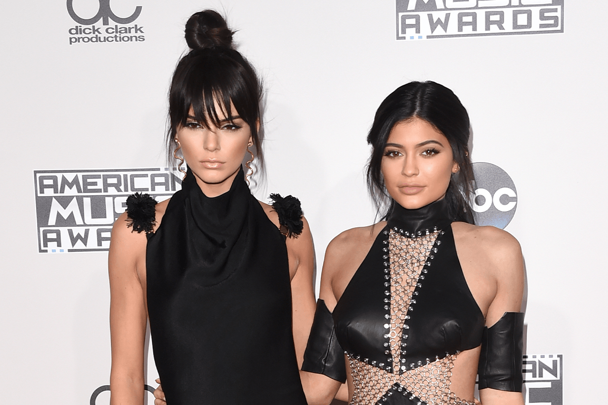 Kendall Jenner and Kylie Jenner-1