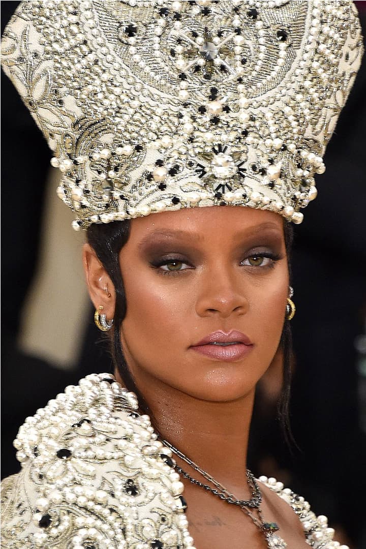 Met Gala 2018 Best Beauty Makeup Hairstyles Look Rihanna