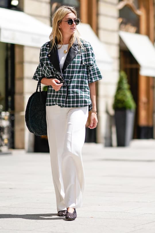 net bag and straw bag street style