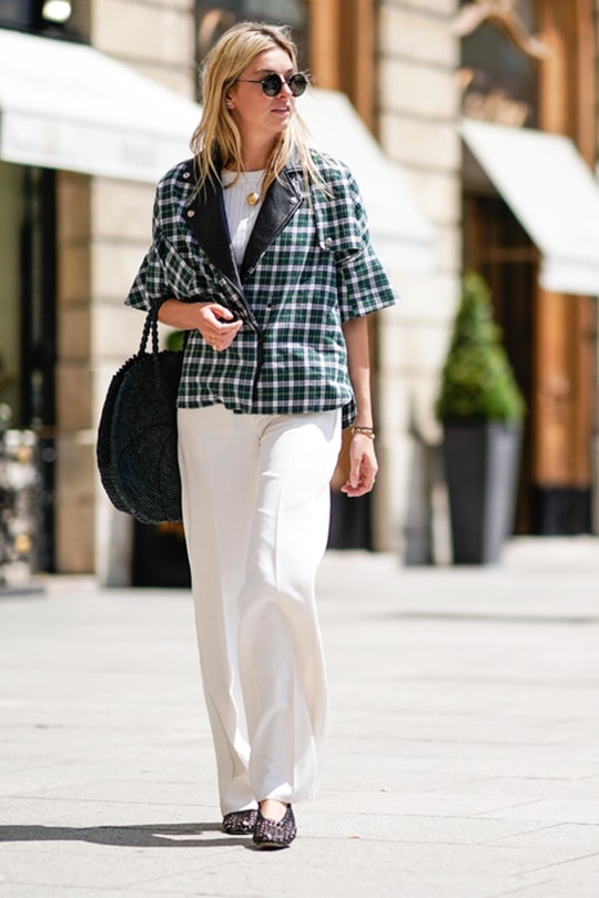 net bag and straw bag street style