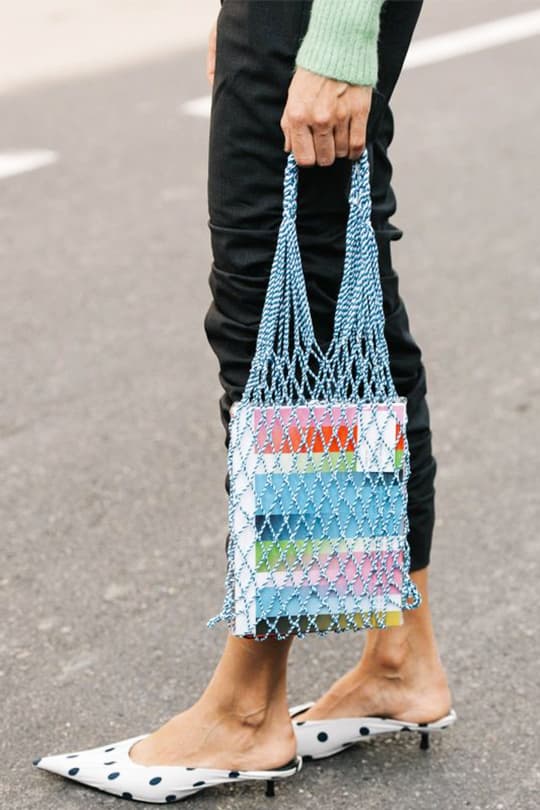 net bag and straw bag street style