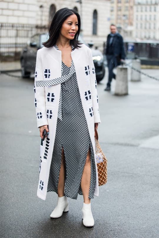 net bag and straw bag street style