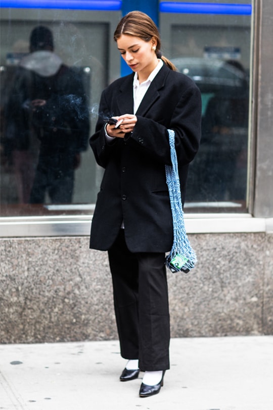 net bag and straw bag street style
