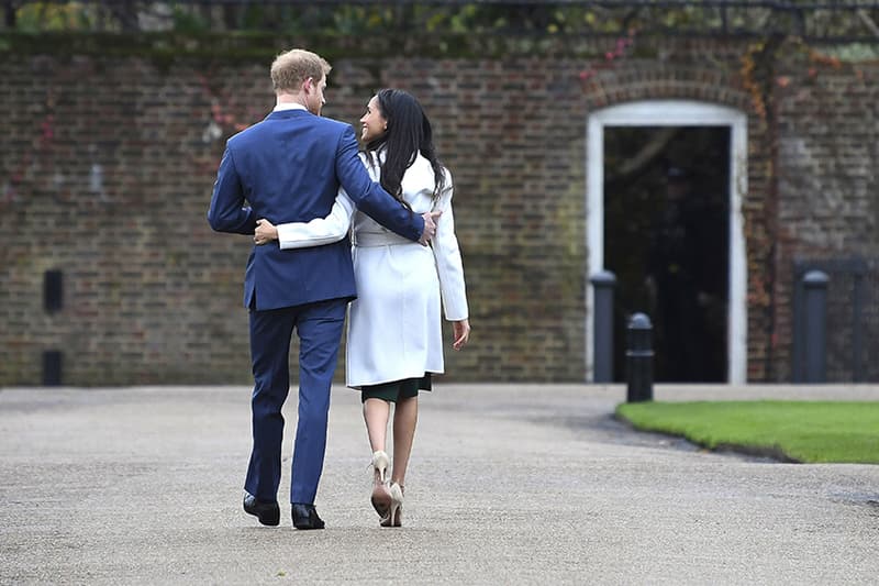 queen signs instrument of consent royal wedding