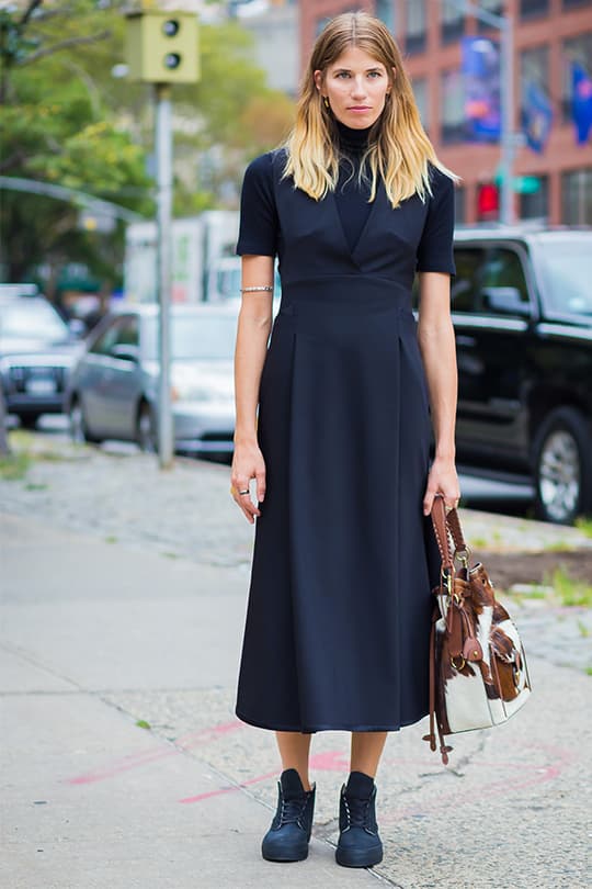 sneakers-with-dress-summer-street-style